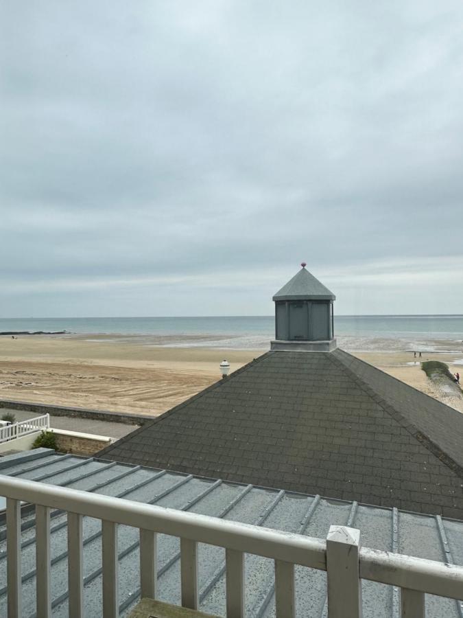 Papagayo Hotel Saint-Aubin-Sur-Mer  Exterior foto